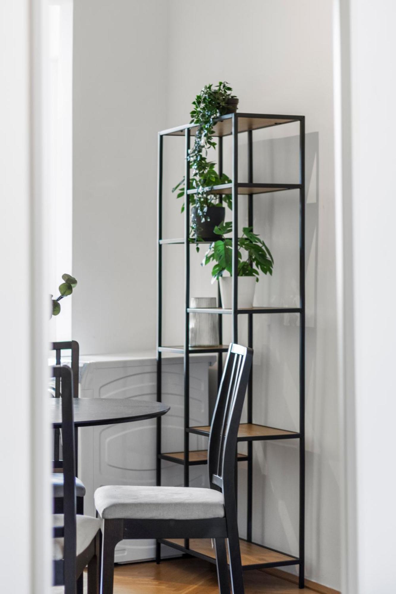 Balcony Apartment, 4 Min To U3 Zipperer Strasse Βιέννη Εξωτερικό φωτογραφία